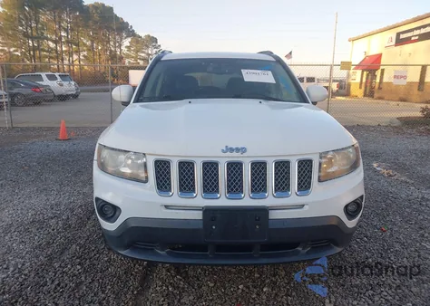 2016 Jeep Compass Latitude z USA, uszkodzony, nr VIN 1C4NJDEB3GD542619